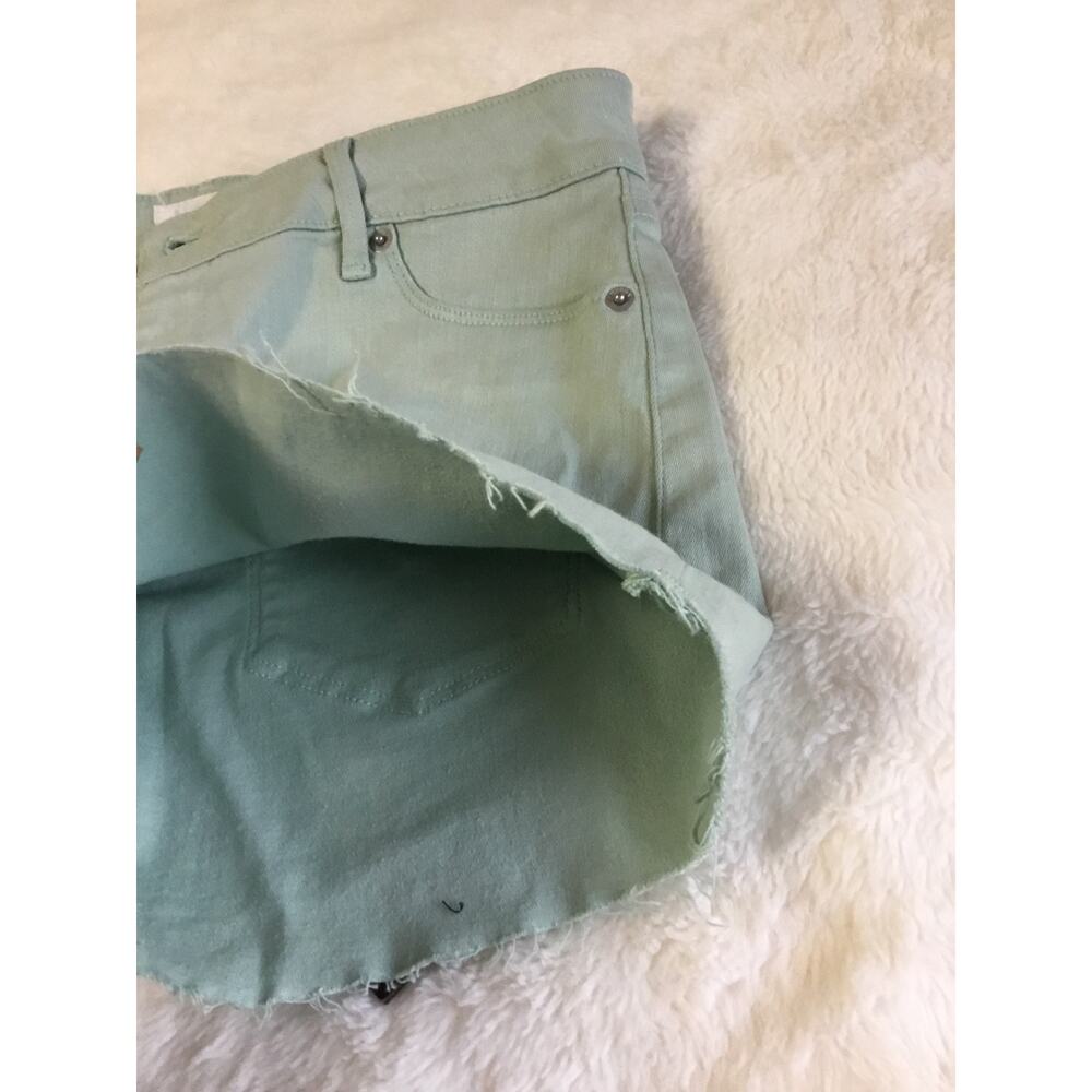 Hudson Wild Green Denim Amber Fray Hem Shorts - Picture 10 of 13